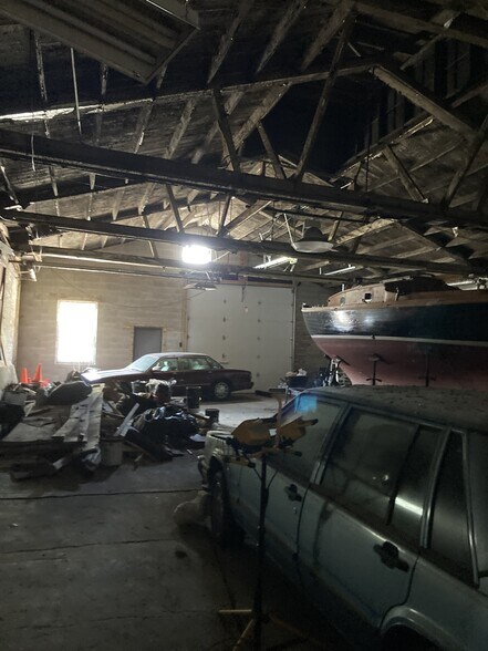 More Photos Of 13210 S Olde Western Ave, Blue Island Warehouse For Sale