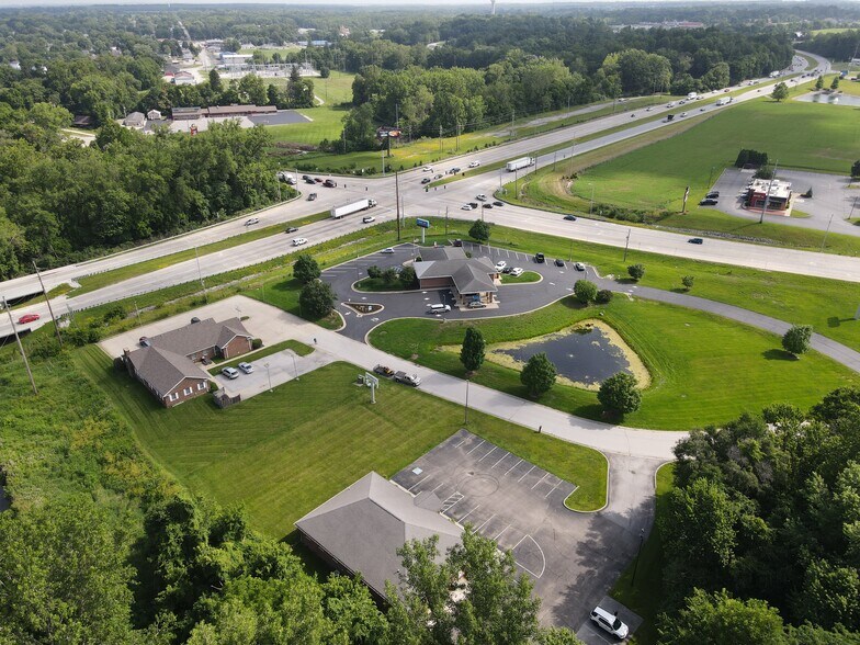 More Photos Of 30 Spring Mill Ct, Mooresville Office For Lease