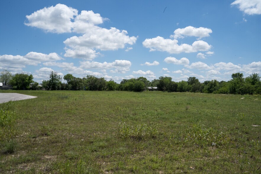 More Photos Of 2202 Hunter Rd, San Marcos Land For Sale