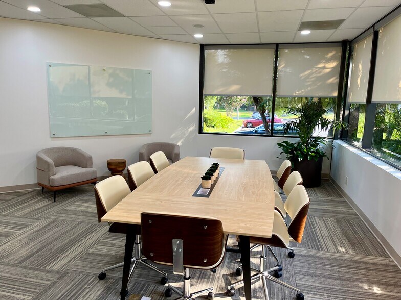 More Photos Of 4930 Campus Dr, Newport Beach Office Residential For Lease