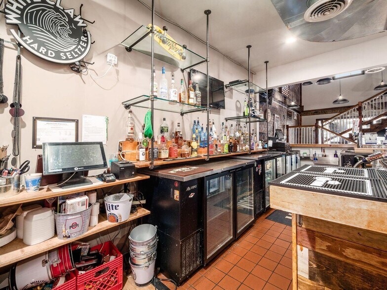 More Photos Of 7360-7362 E Main St, Reynoldsburg Storefront Retail Office For Sale