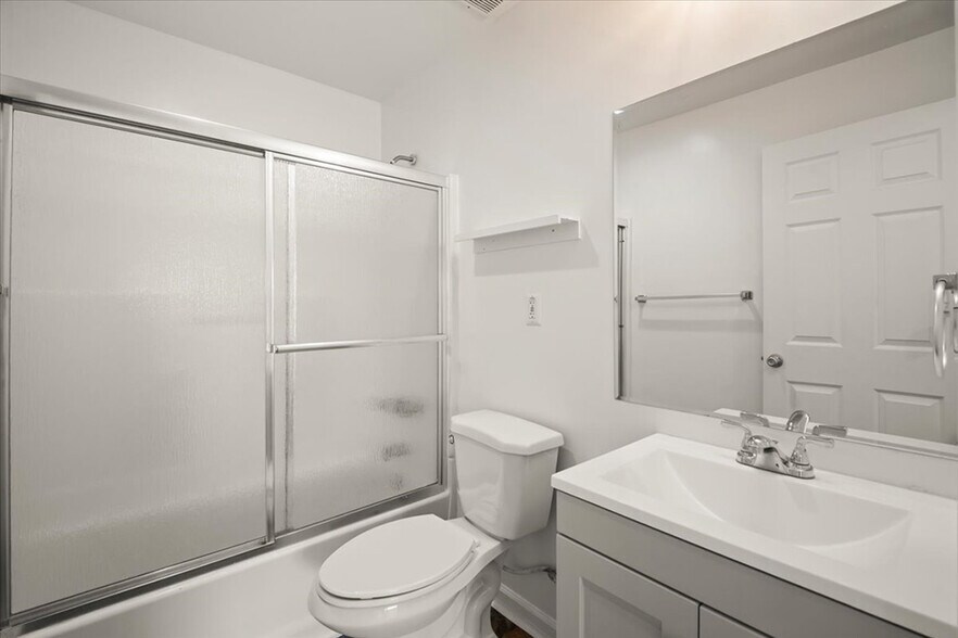 More Photos Of 25583 Spring Dr, Hayward Multifamily For Sale