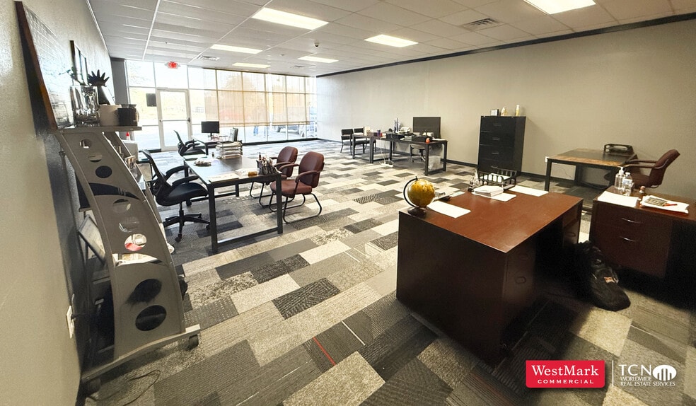 More Photos Of 309 N University Ave, Lubbock Storefront For Lease