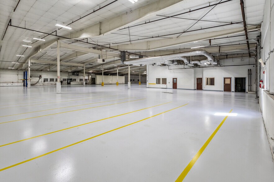 More Photos Of 25 Bond St, Haverhill Warehouse For Lease