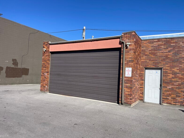 More Photos Of 1063-1065 E 3300 S, Salt Lake City Light Distribution For Lease