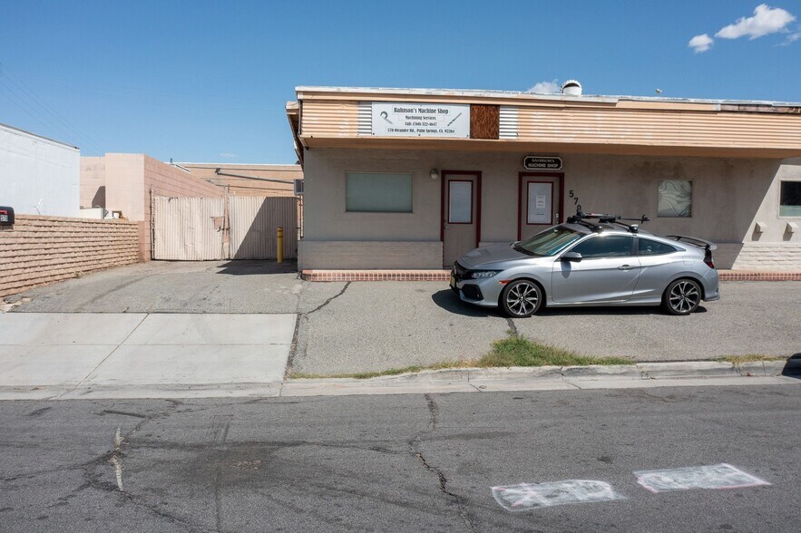 More Photos Of 570 Oleander Rd, Palm Springs Manufacturing For Sale