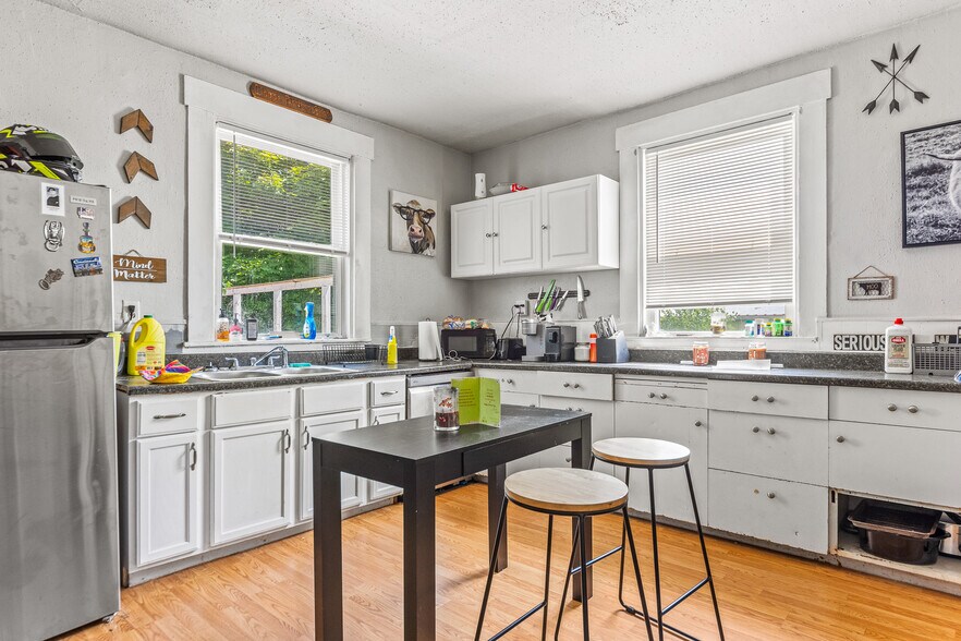 More Photos Of 8 Jordan St, Berwick Apartments For Sale