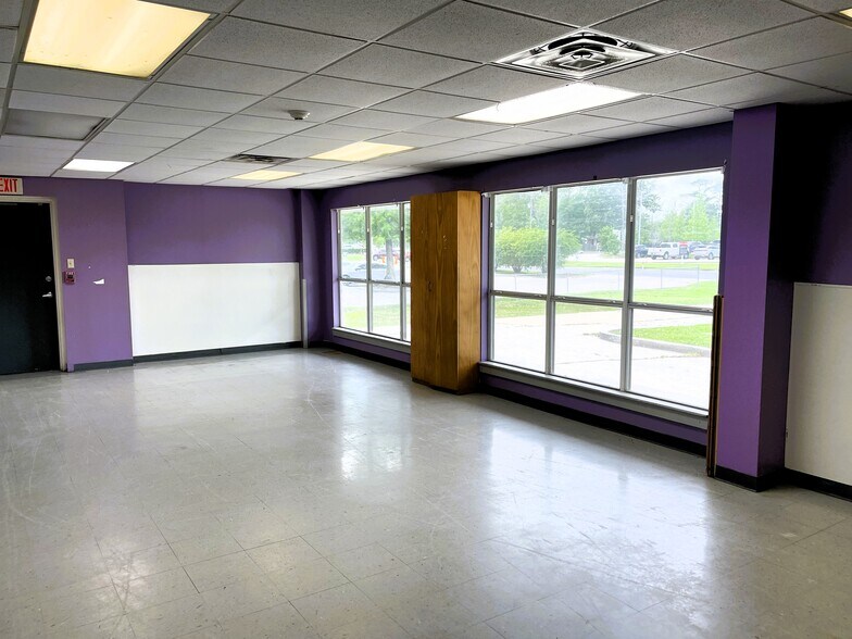 More Photos Of 17450 Hoo Shoo Too Rd, Baton Rouge Loft Creative Space For Lease