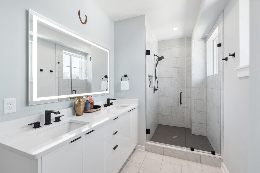 More Photos Of 1233 Lischey Ave, Nashville Apartments For Sale