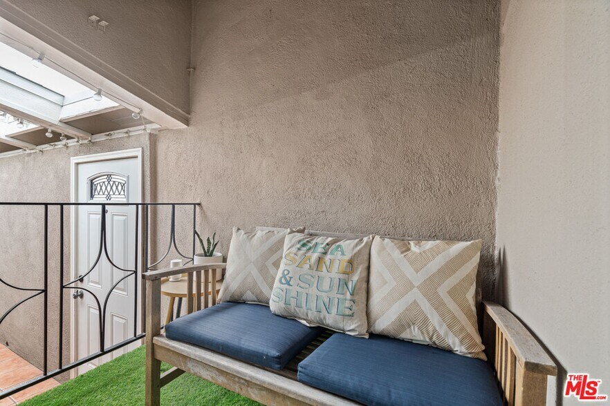 More Photos Of 5044 W Slauson Ave, Los Angeles Apartments For Sale