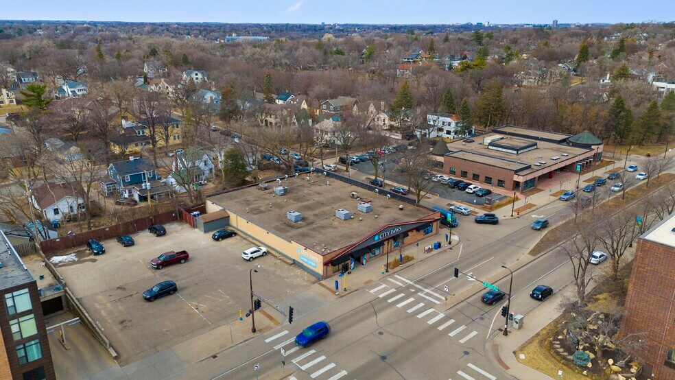 More Photos Of 5300 S Lyndale Ave, Minneapolis Freestanding For Lease