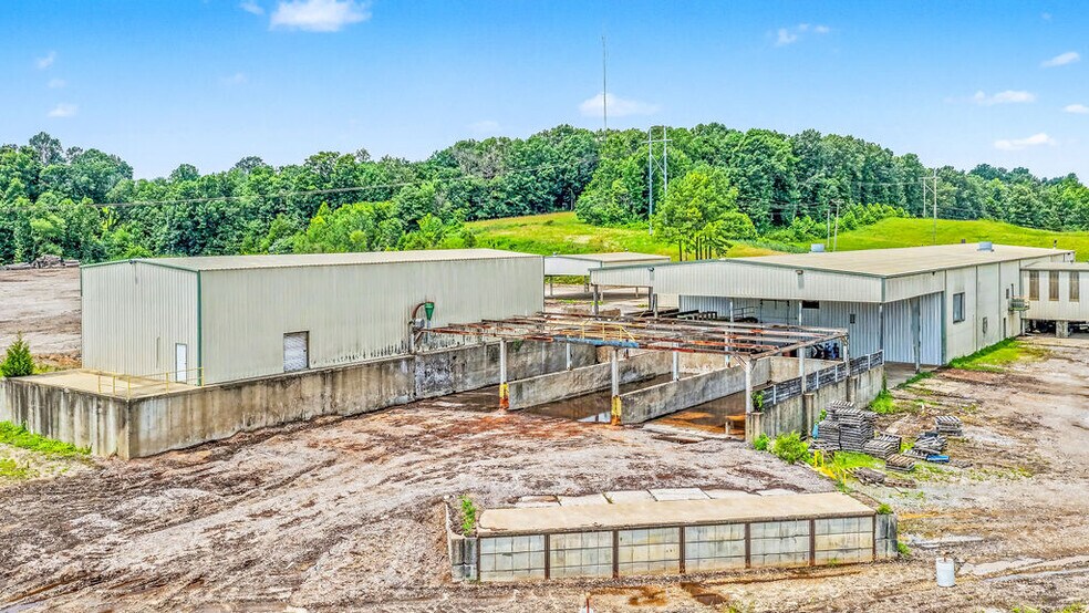 More Photos Of 288 Premium Dr, Central City Manufacturing For Sale