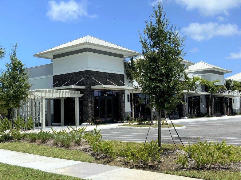 More Photos Of 1449 SW Gatlin Blvd, Port Saint Lucie Storefront For Lease