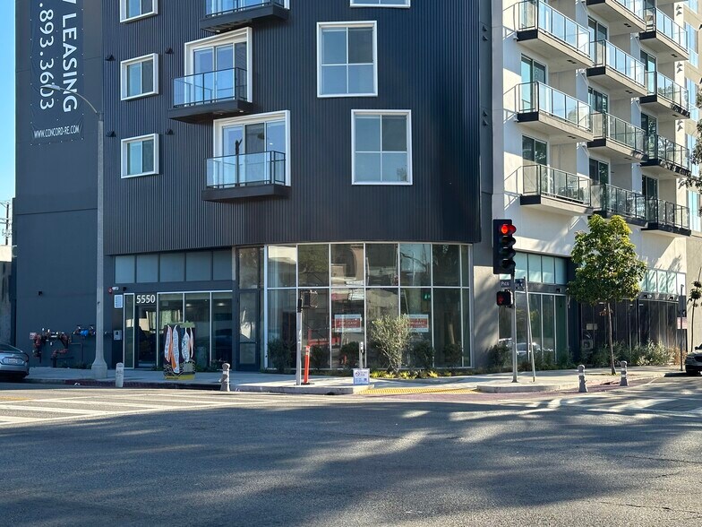 More Photos Of 5550 W Pico Blvd, Los Angeles Apartments For Lease