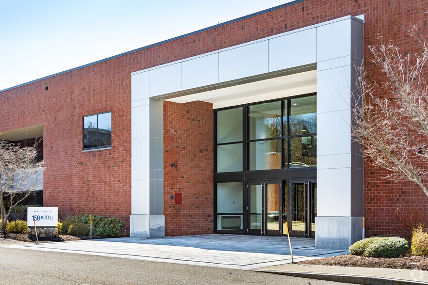 More Photos Of 150 Royall St, Canton Office For Sale