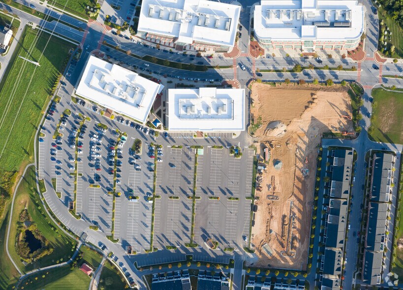 More Photos Of 8110-8171 Maple Lawn Blvd, Fulton Unknown For Lease