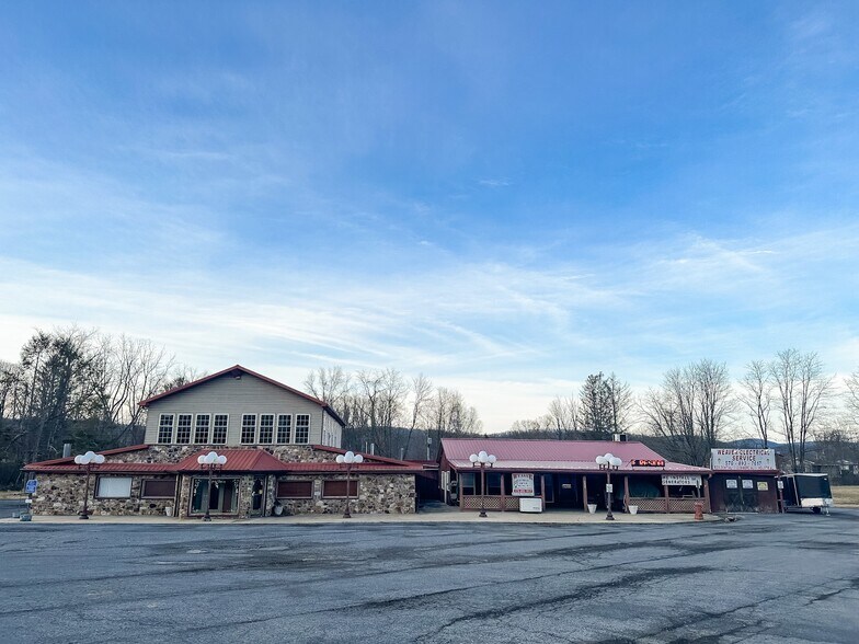 Primary Photo Of 3169 Eagle Valley Rd, Mill Hall Restaurant For Sale