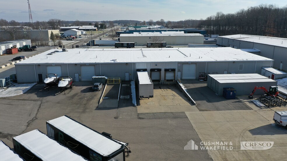 More Photos Of 300 Commerce Dr, LaGrange Warehouse For Sale