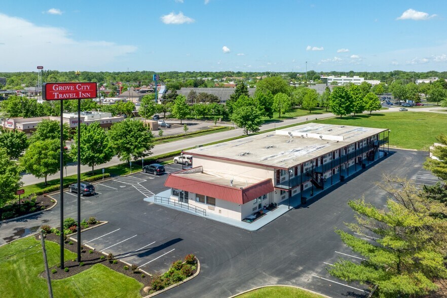 More Photos Of 4029 Marlane Dr, Grove City Hotel For Sale