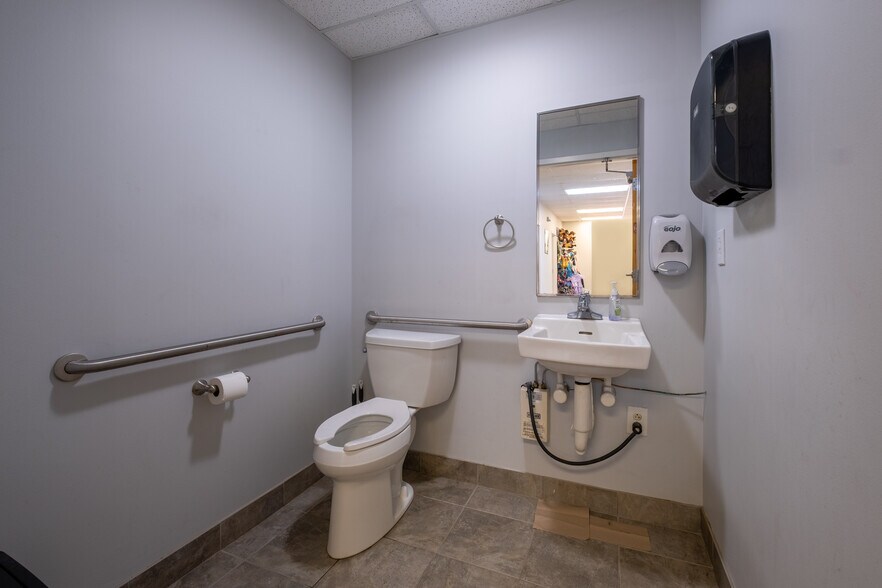 More Photos Of 856 Gold Hill Rd, Fort Mill Medical For Lease