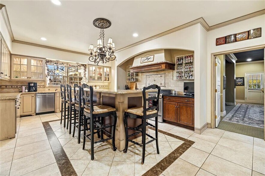 More Photos Of 2201 N 58th St, Fort Smith Specialty For Sale