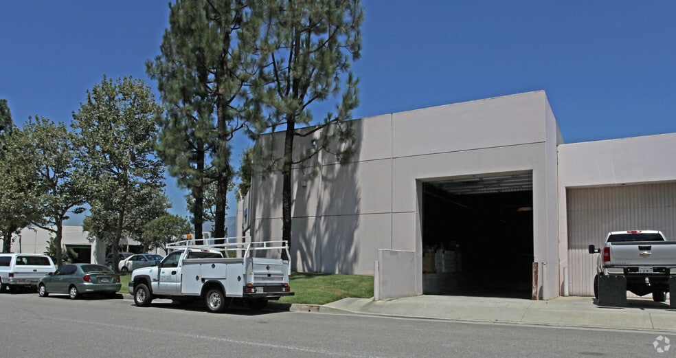 More Photos Of 15841 Business Center Dr, Irwindale Warehouse For Sale
