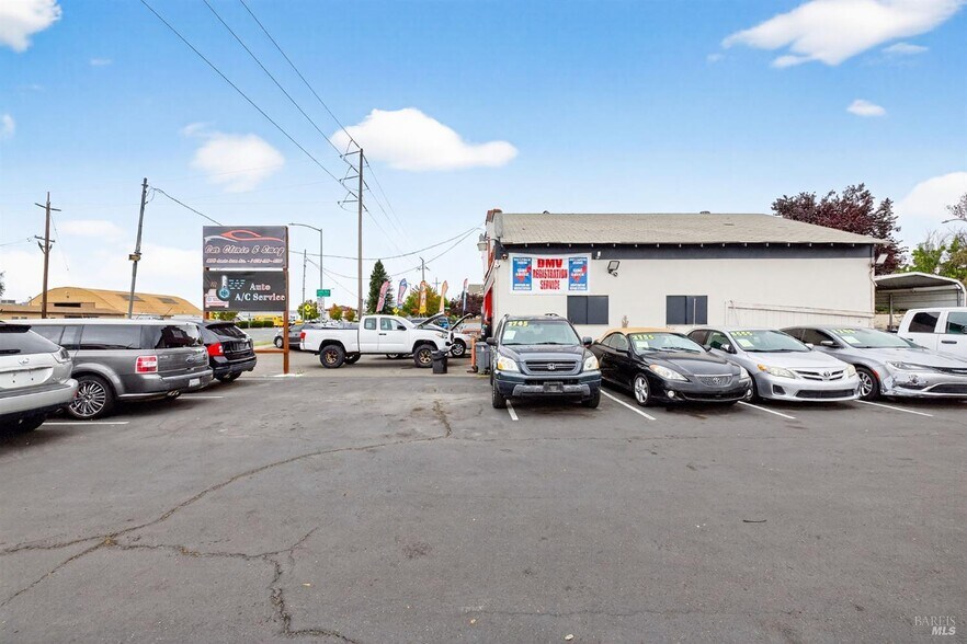More Photos Of 3110 Santa Rosa Ave, Santa Rosa Auto Dealership For Sale