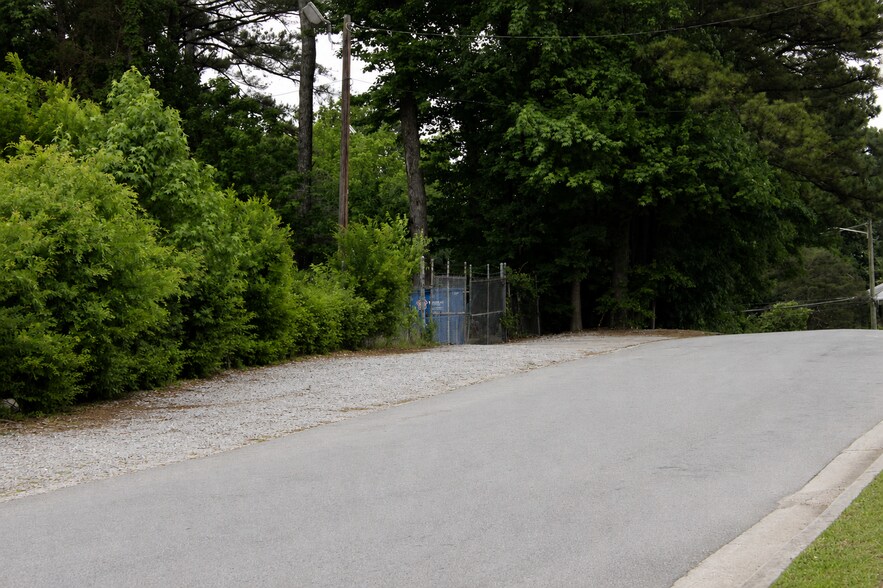 More Photos Of 6662 Buford Hwy, Atlanta Auto Dealership For Lease
