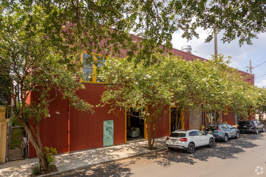 More Photos Of 3000 Royal St, New Orleans Storefront Retail Office For Lease