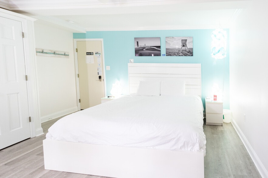 More Photos Of 34 6th St, Rehoboth Beach Hospitality For Sale