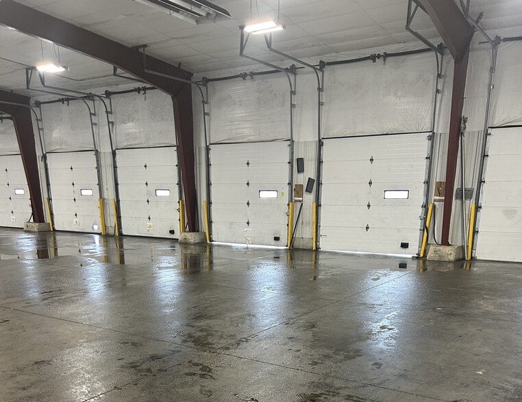 More Photos Of 3841 Merchant St, Madison Truck Terminal For Sale