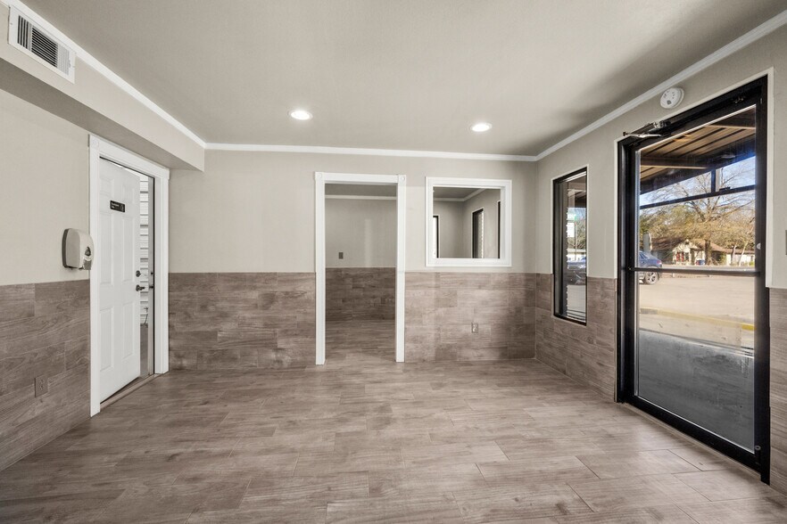 More Photos Of 407 S Home St, Corrigan Auto Dealership For Lease