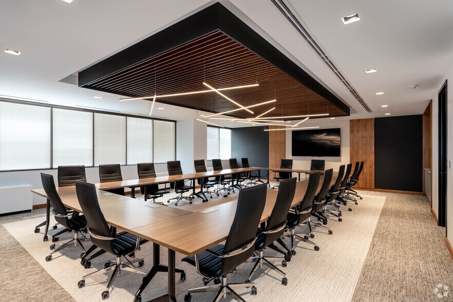 More Photos Of 1700 Rockville Pike, Rockville Office For Lease