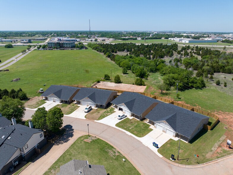 More Photos Of 11501 N Oklahoma Ave, Oklahoma City Apartments For Sale