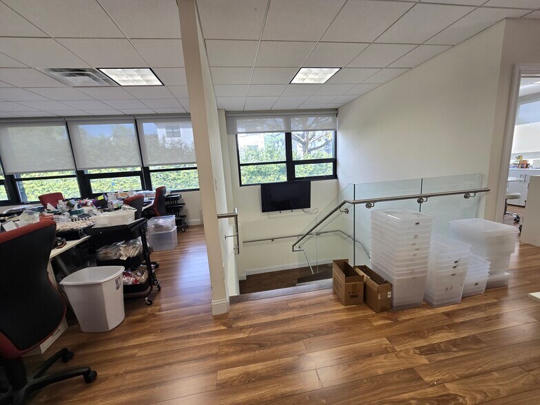 More Photos Of 228 Rivervale Rd, River Vale Office For Sale