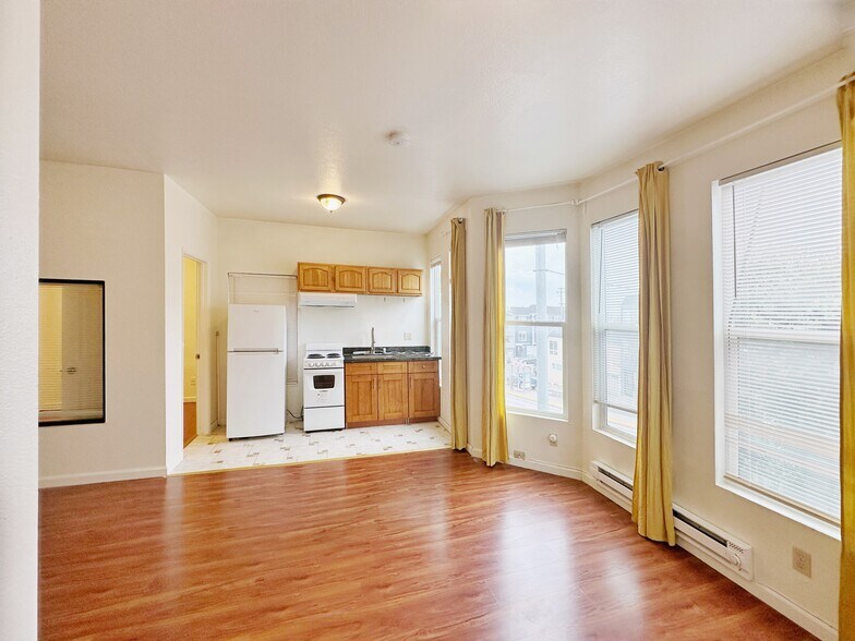 More Photos Of 1927-1929 Taraval St, San Francisco Apartments For Sale