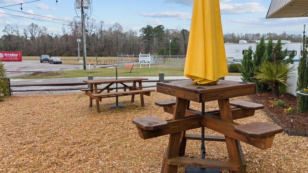 More Photos Of 102 Berry St, Hertford Restaurant For Sale