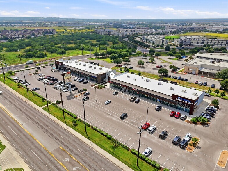 More Photos Of 8610 Potranco Rd, San Antonio Storefront Retail Office For Lease