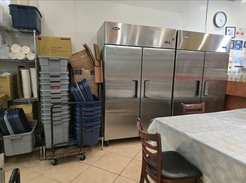 More Photos Of 16441 Pioneer Blvd, Norwalk Unknown For Lease