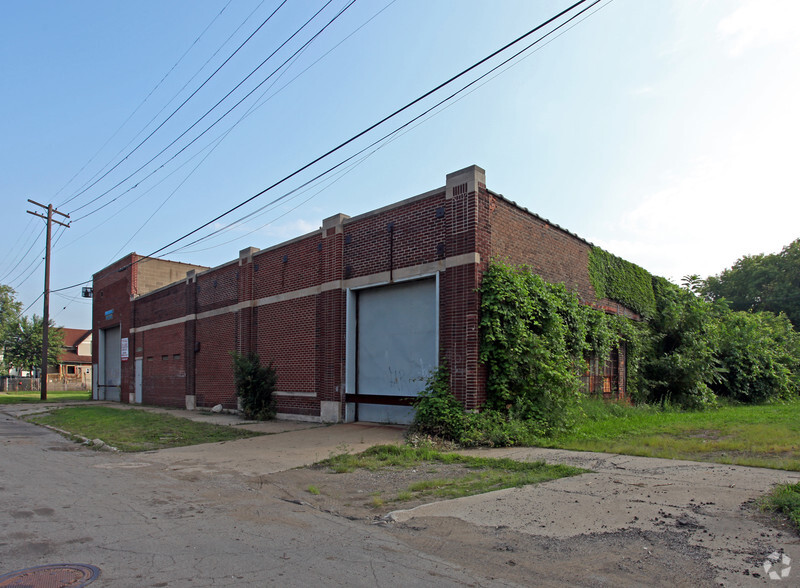 Primary Photo Of 425 S Campbell St, Detroit Warehouse For Sale