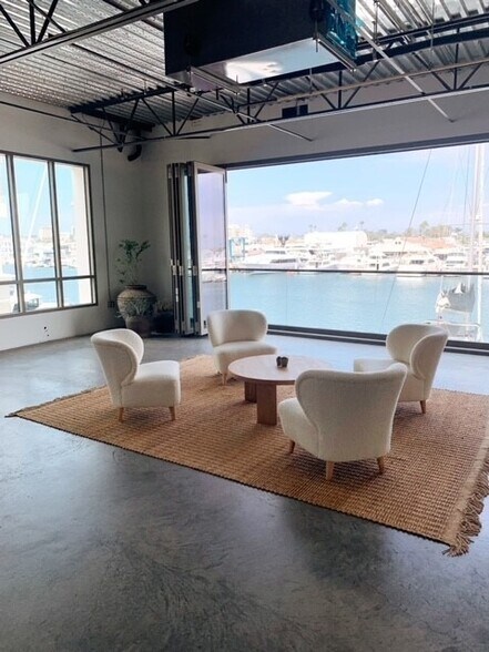 More Photos Of 2210-2280 Newport Blvd, Newport Beach Apartments For Lease