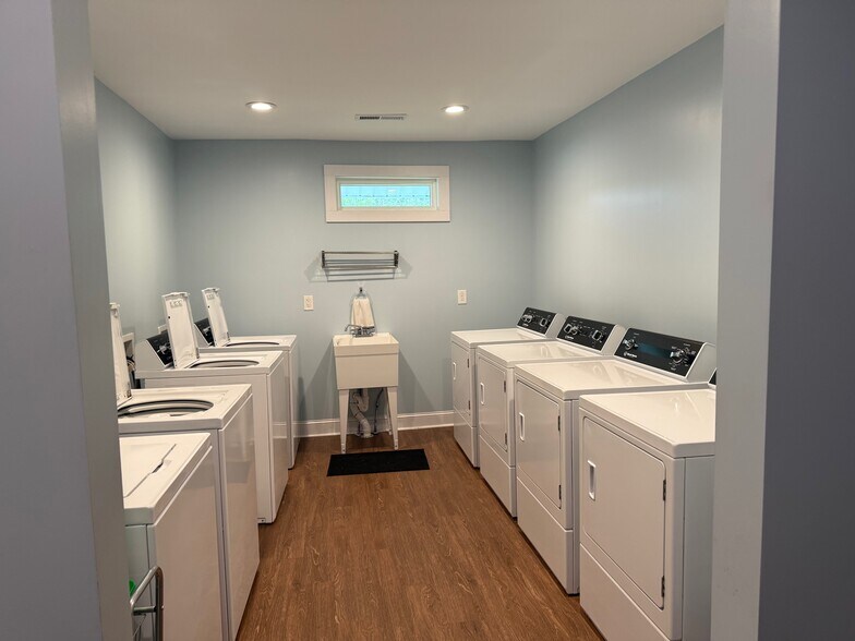 More Photos Of 2115 Anderson Rd, Greenville Daycare Center For Sale