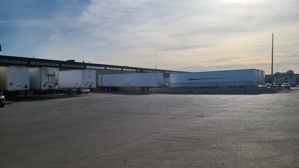 More Photos Of 2200 Islington Ave, Toronto Distribution For Lease
