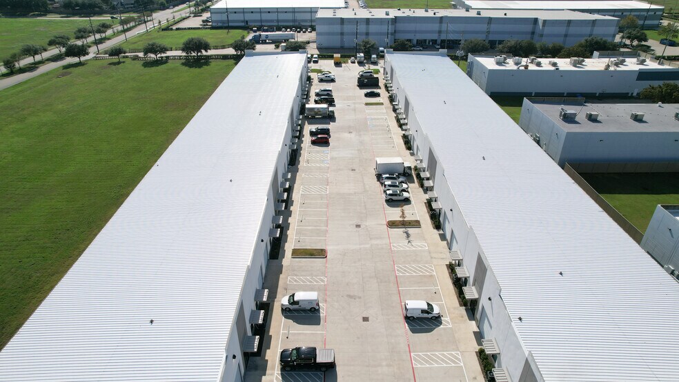 More Photos Of 12425 W Airport Blvd, Sugar Land Light Distribution For Sale