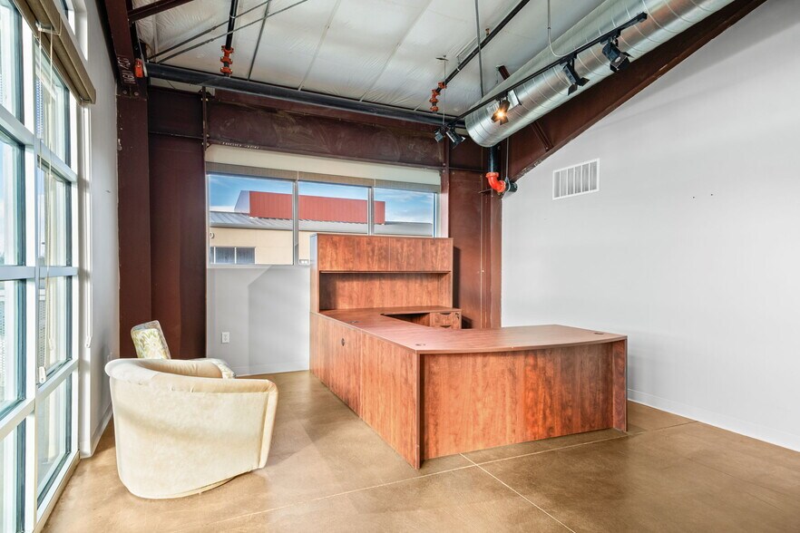 More Photos Of 6580 Holman St, Arvada Light Manufacturing For Lease