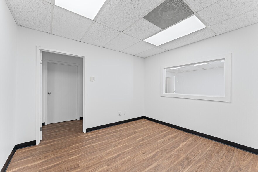 More Photos Of 4041-4071 Hollister Rd, Houston Warehouse For Lease