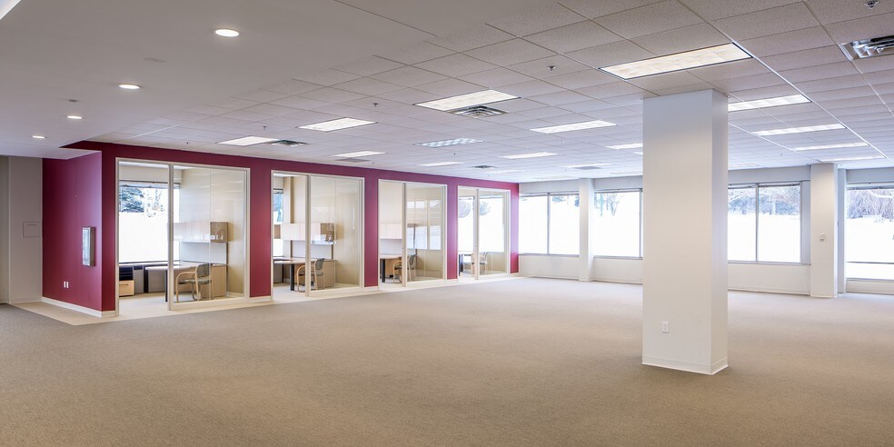 More Photos Of 9023 Columbine Rd, Eden Prairie Unknown For Lease