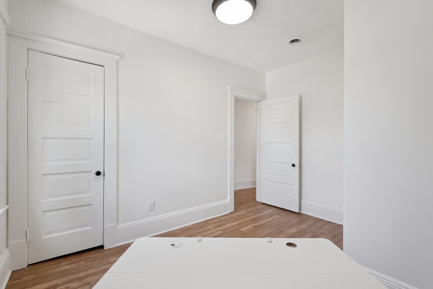 More Photos Of 5808-5810 Detroit Ave, Cleveland Storefront Retail Residential For Lease