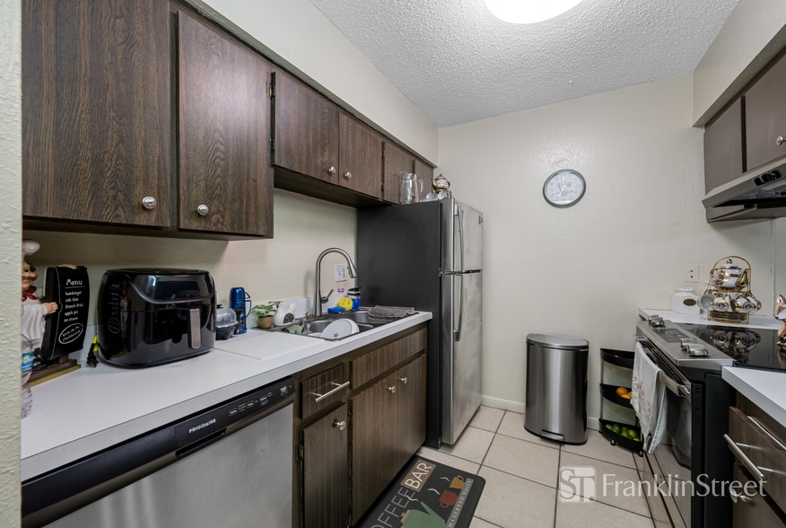 More Photos Of , Tampa Multifamily For Sale