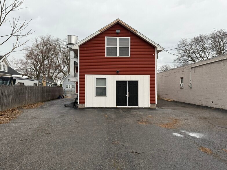 More Photos Of 441 Stone Rd, Greece Restaurant For Sale